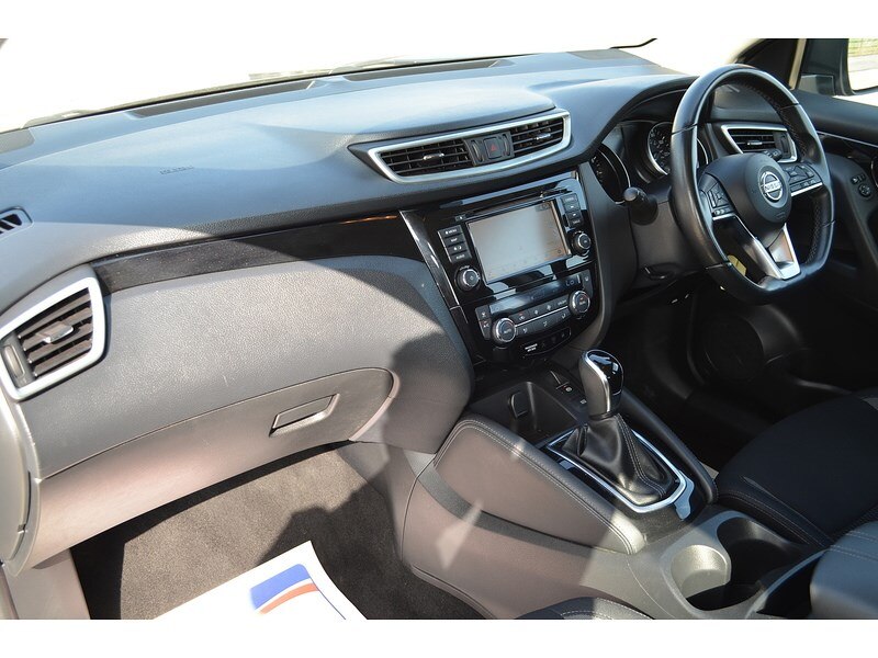 2020 Nissan Qashqai DIG-T Acenta Premium SUV Petrol Automatic - Picture 21 of 24