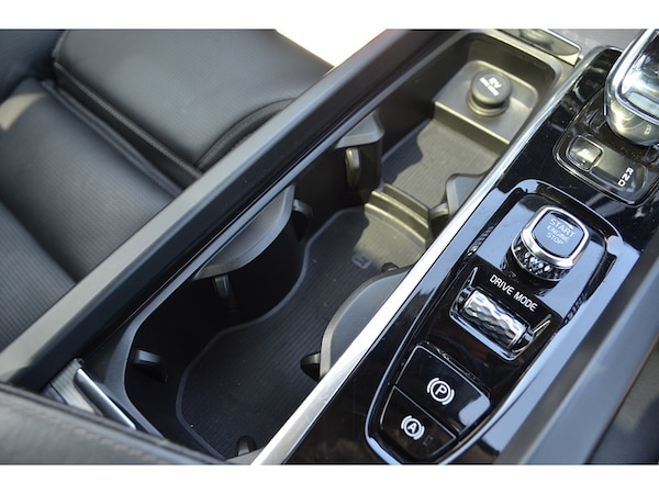 Used Volvo XC60 2020 for sale - 75145661: Photo 41