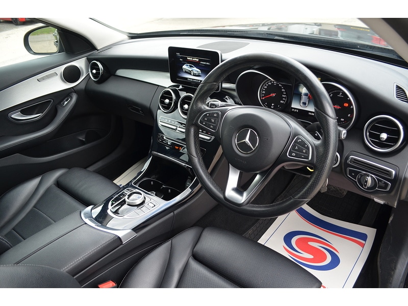 Used Mercedes-Benz C Class 2018 for sale - 76030006: Photo 2