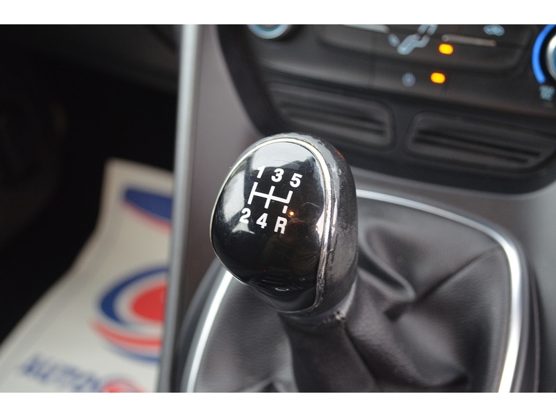 Used Ford C-Max 2016 for sale - 76836655: Photo 17