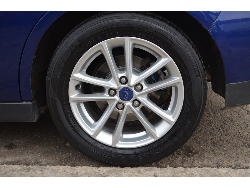 Used Ford C-Max 2016 for sale - 76836655: Photo 30