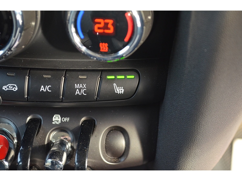 Used MINI Hatch 2019 for sale - 76792960: Photo 18