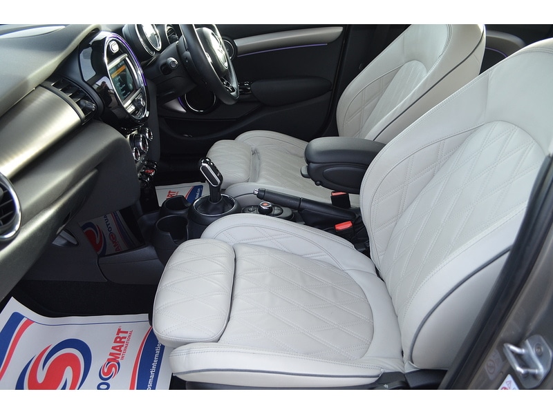 Used MINI Hatch 2019 for sale - 76792960: Photo 21