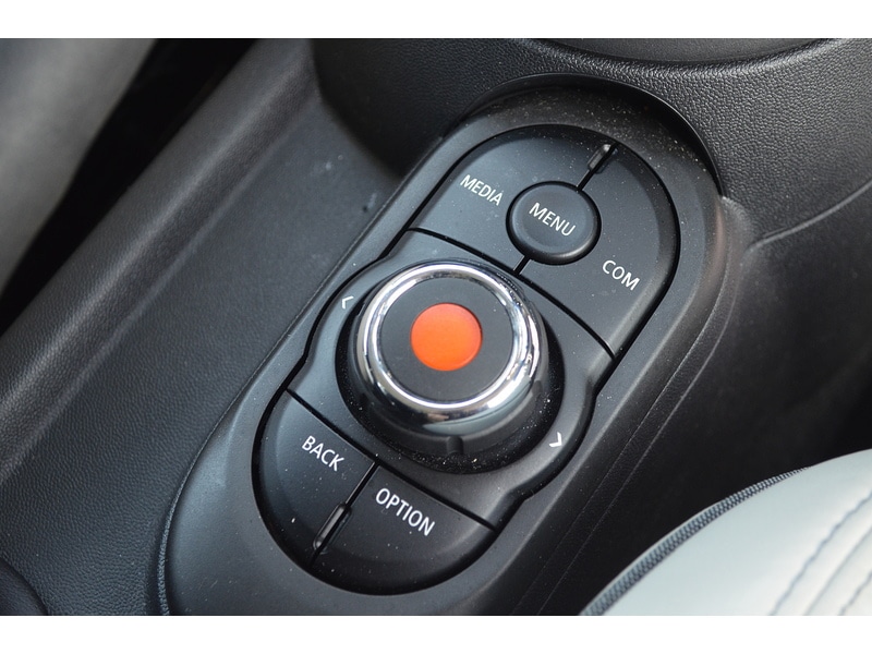 Used MINI Hatch 2019 for sale - 76792960: Photo 27