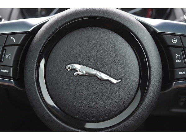 Used Jaguar F-Type 2018 for sale - 76256861: Photo 17