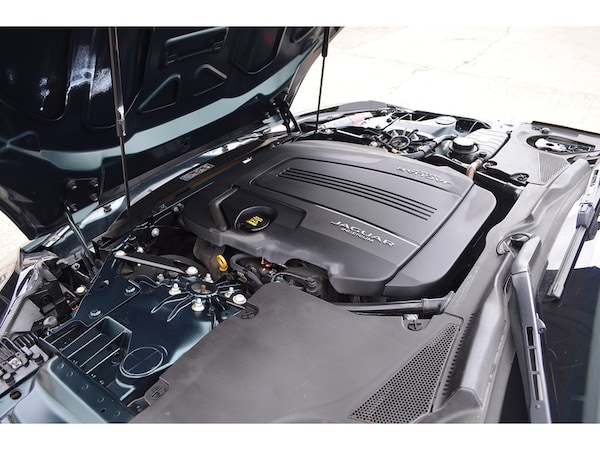 Used Jaguar F-Type 2018 for sale - 76256861: Photo 48