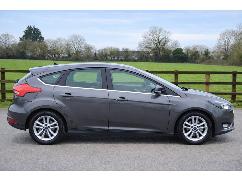 Used Ford Focus 2015 for sale - 77629992: Photo 10