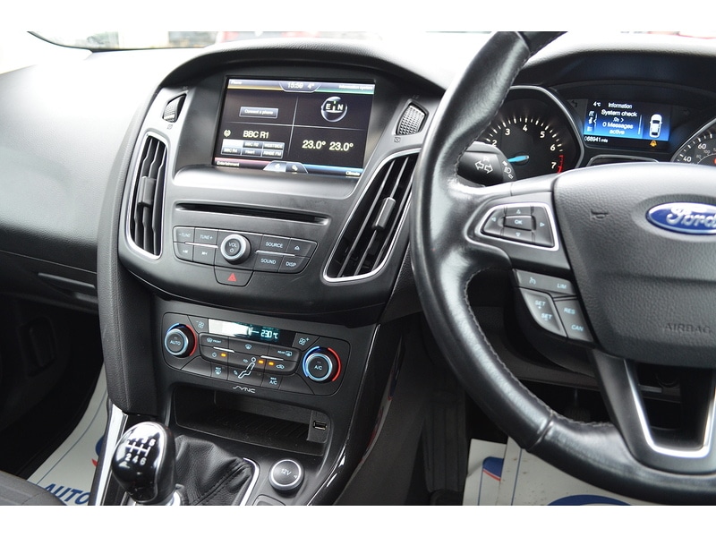 Used Ford Focus 2015 for sale - 77629992: Photo 32