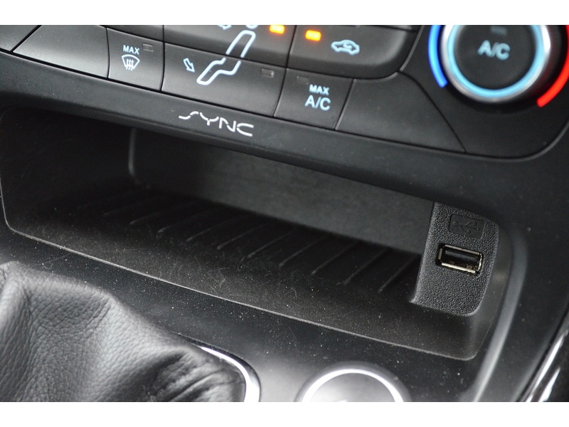 Used Ford Focus 2015 for sale - 77629992: Photo 41