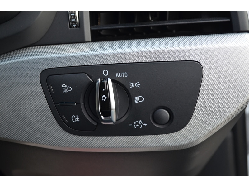 Used Audi A4 2016 for sale - 77298318: Photo 31