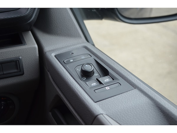 Used Volkswagen Transporter 2020 for sale - 75191000: Photo 28