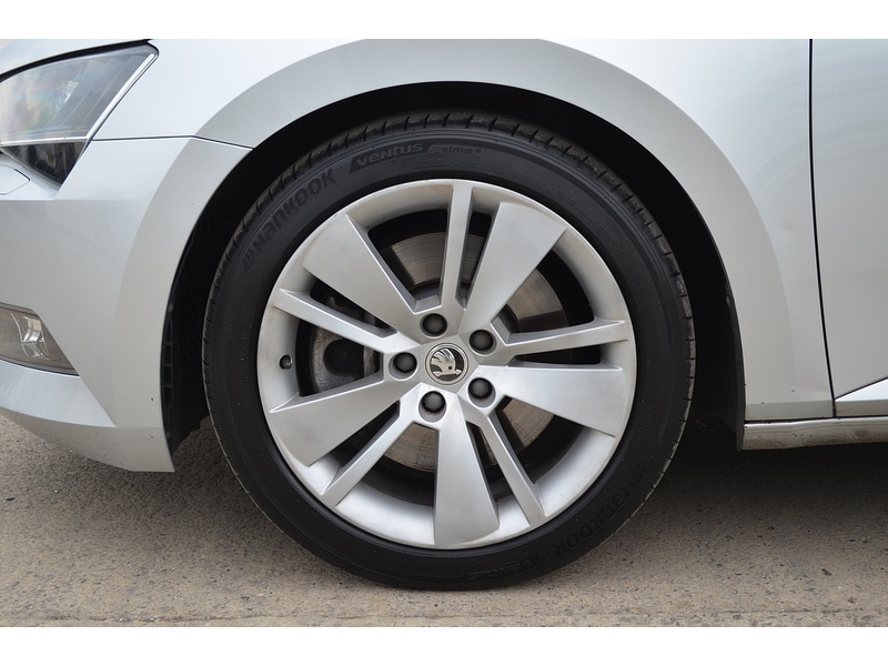 Used Skoda Superb 2019 for sale - 76114932: Photo 20