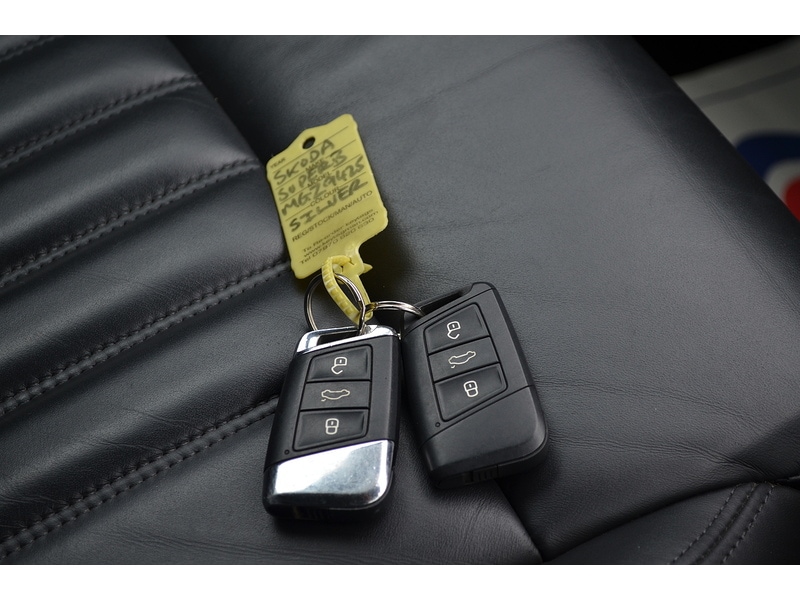 Used Skoda Superb 2019 for sale - 76114932: Photo 40