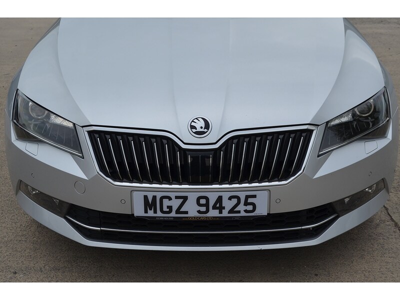 Used Skoda Superb 2019 for sale - 76114932: Photo 45