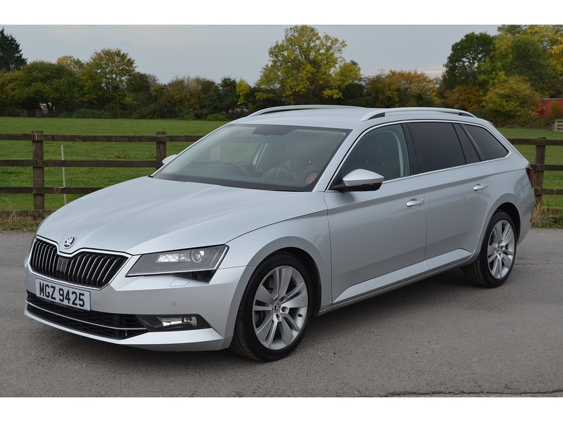 Used Skoda Superb 2019 for sale - 76114932: Photo 5