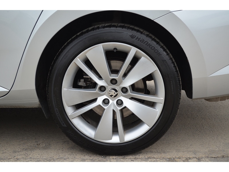 Used Skoda Superb 2019 for sale - 76114932: Photo 55