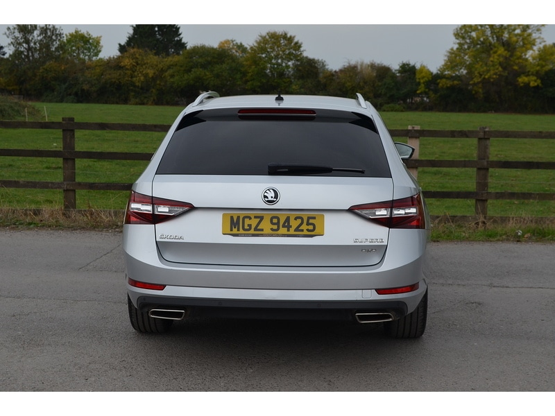Used Skoda Superb 2019 for sale - 76114932: Photo 8