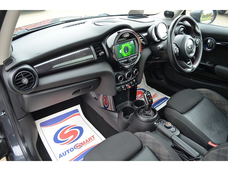 Used MINI Hatch 2018 for sale - 76417970: Photo 16