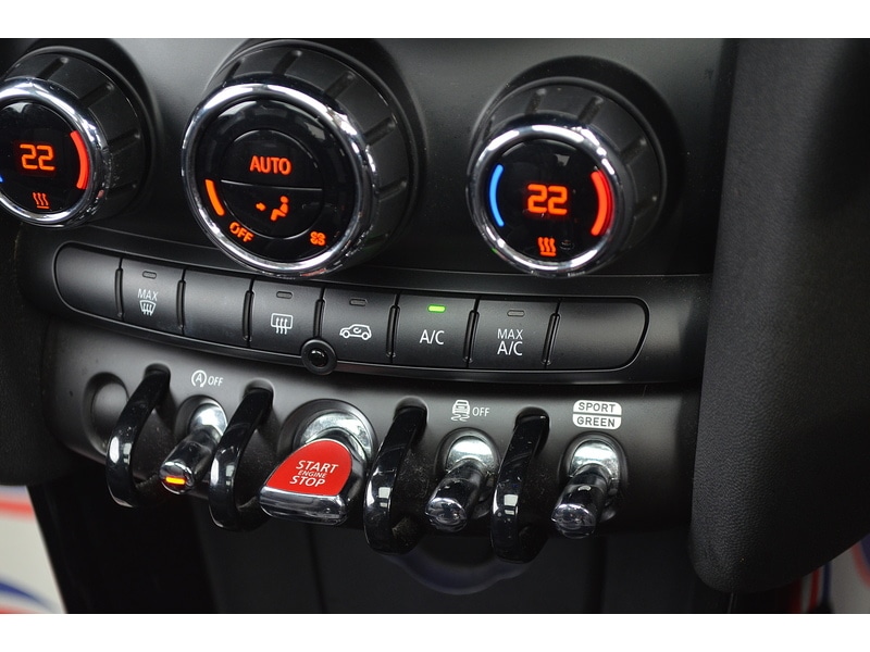 Used MINI Hatch 2018 for sale - 76417970: Photo 31