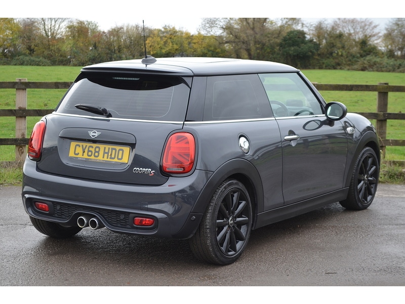 Used MINI Hatch 2018 for sale - 76417970: Photo 9