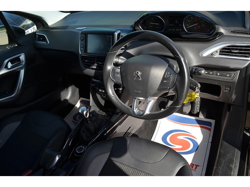 Used Peugeot 2008 2019 for sale - 77880610: Photo 2