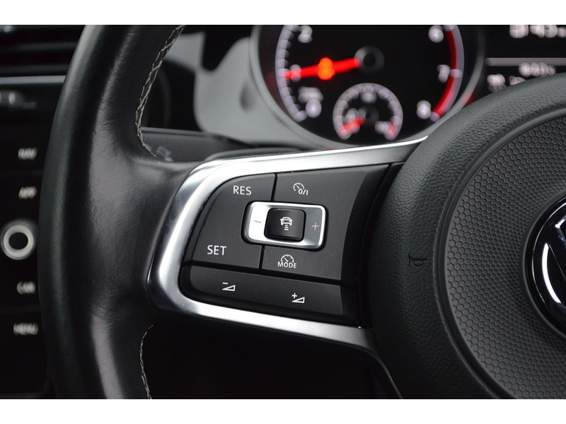 Used Volkswagen Golf 2017 for sale - 77821855: Photo 22