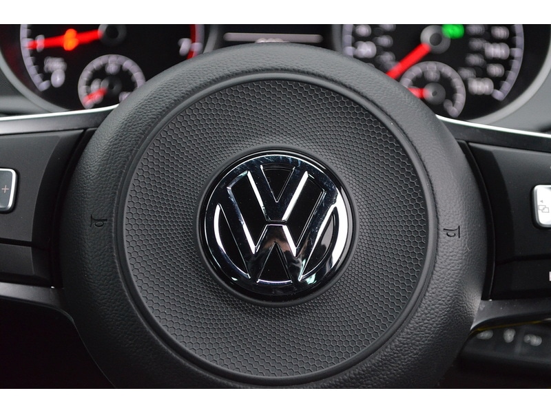 Used Volkswagen Golf 2017 for sale - 77821855: Photo 23