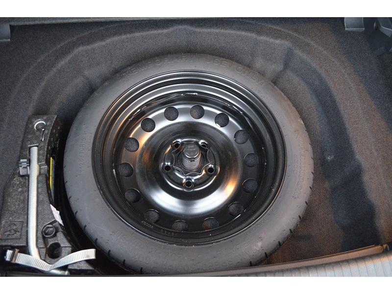 Used Volkswagen Golf 2017 for sale - 77821855: Photo 25