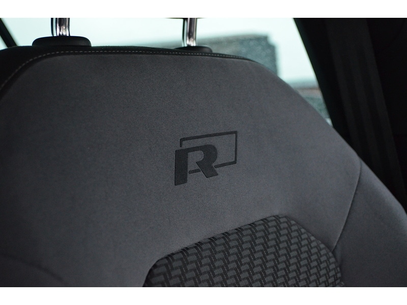 Used Volkswagen Golf 2017 for sale - 77821855: Photo 40