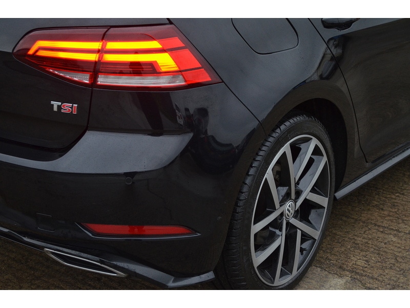 Used Volkswagen Golf 2017 for sale - 77821855: Photo 48