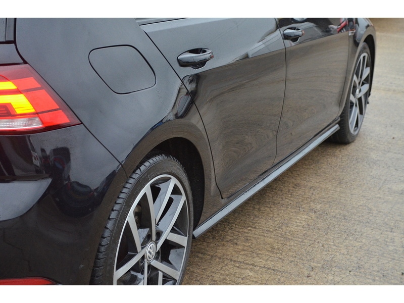 Used Volkswagen Golf 2017 for sale - 77821855: Photo 49