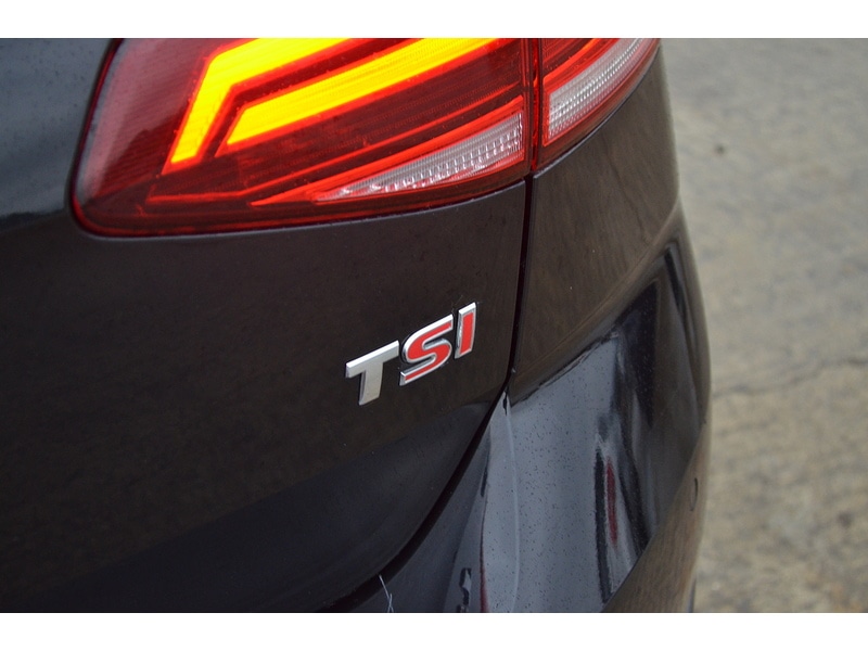 Used Volkswagen Golf 2017 for sale - 77821855: Photo 51