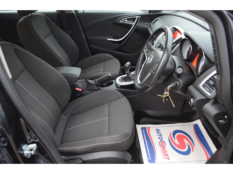 Used Vauxhall Astra 2013 for sale - 77328745: Photo 13
