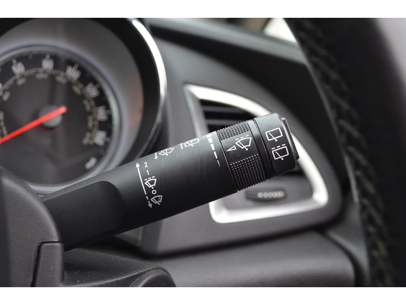 Used Vauxhall Astra 2013 for sale - 77328745: Photo 29