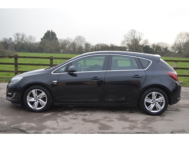 Used Vauxhall Astra 2013 for sale - 77328745: Photo 6