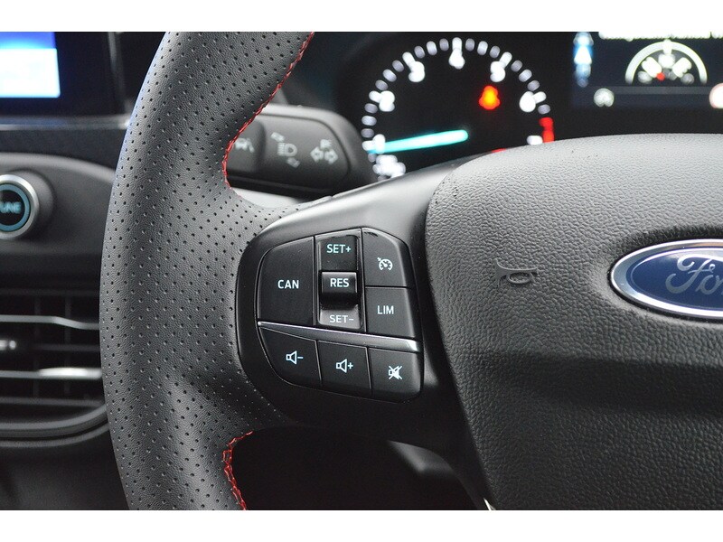Used Ford Focus 2022 for sale - 77973125: Photo 22