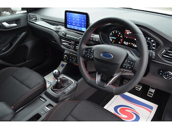 Used Ford Focus 2022 for sale - 77973125: Photo