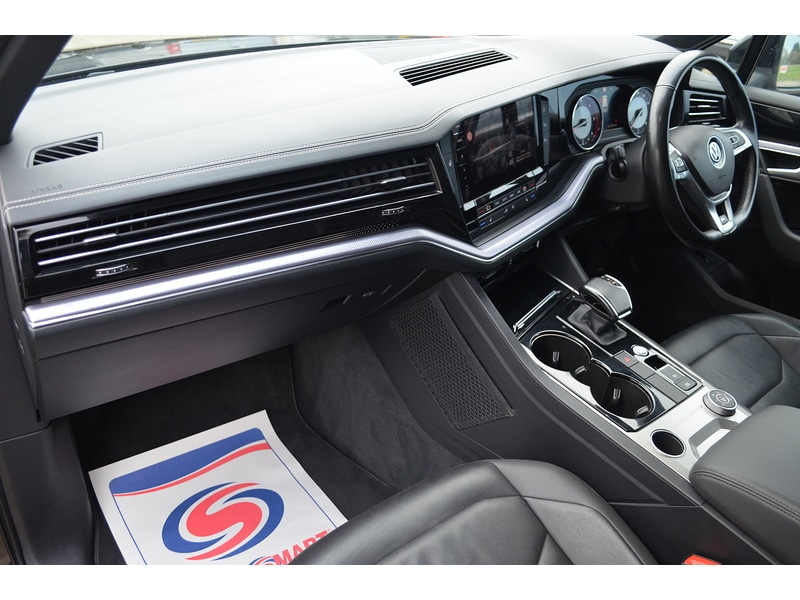 Used Volkswagen Touareg 2019 for sale - 77222934: Photo 15