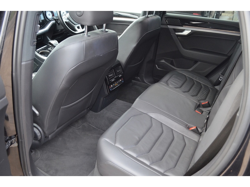 Used Volkswagen Touareg 2019 for sale - 77222934: Photo 16