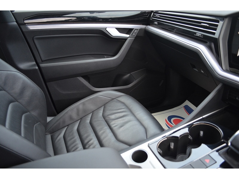 Used Volkswagen Touareg 2019 for sale - 77222934: Photo 34