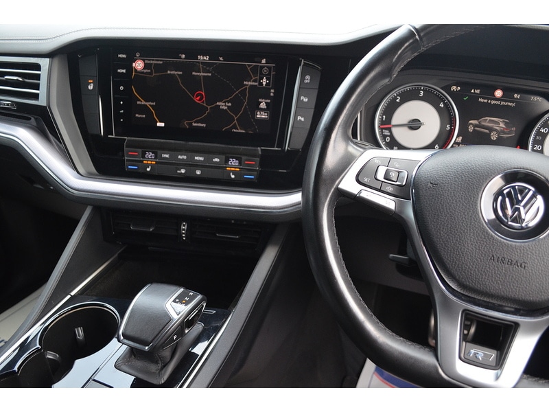 Used Volkswagen Touareg 2019 for sale - 77222934: Photo 36