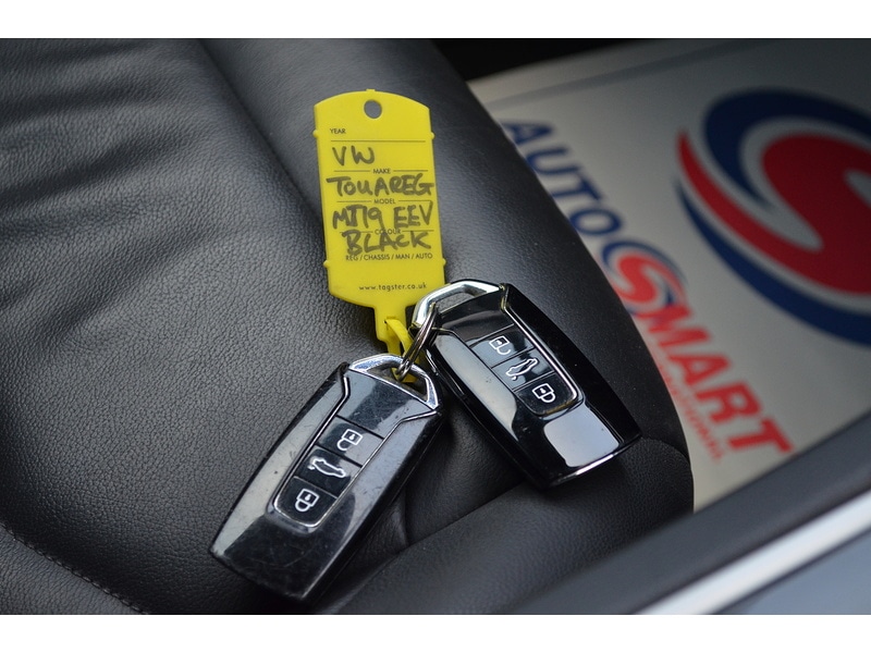 Used Volkswagen Touareg 2019 for sale - 77222934: Photo 37