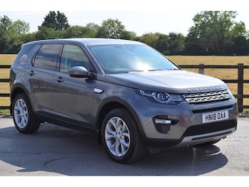 Used Land Rover Discovery Sport 2018 for sale - 79222203: Photo