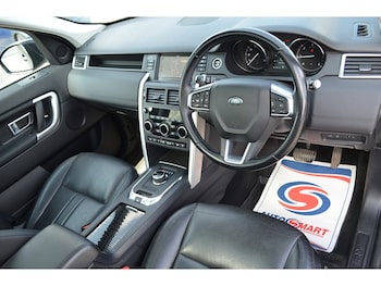 Used Land Rover Discovery Sport 2018 for sale - 79222203: Photo
