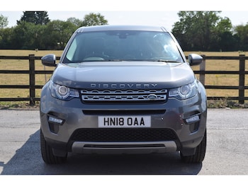 Used Land Rover Discovery Sport 2018 for sale - 79222203: Photo