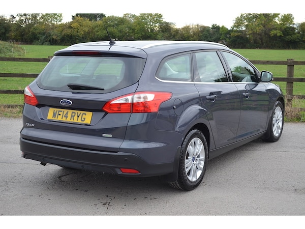 Used Ford Focus 2014 for sale - 76039989: Photo 9