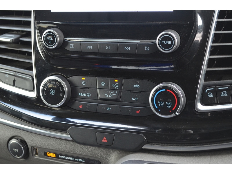 Used Ford Tourneo Custom 2019 for sale - 76357068: Photo 32