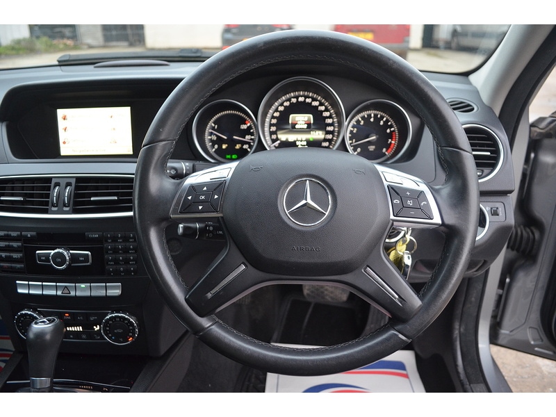 Used Mercedes-Benz C Class 2012 for sale - 76694316: Photo 16