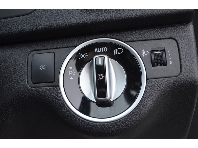 Used Mercedes-Benz C Class 2012 for sale - 76694316: Photo 28