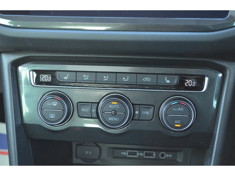 Used Volkswagen Tiguan 2018 for sale - 76778056: Photo 19